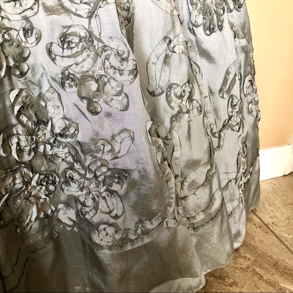 Stunning Morilee Gown - Picture 10 of 14